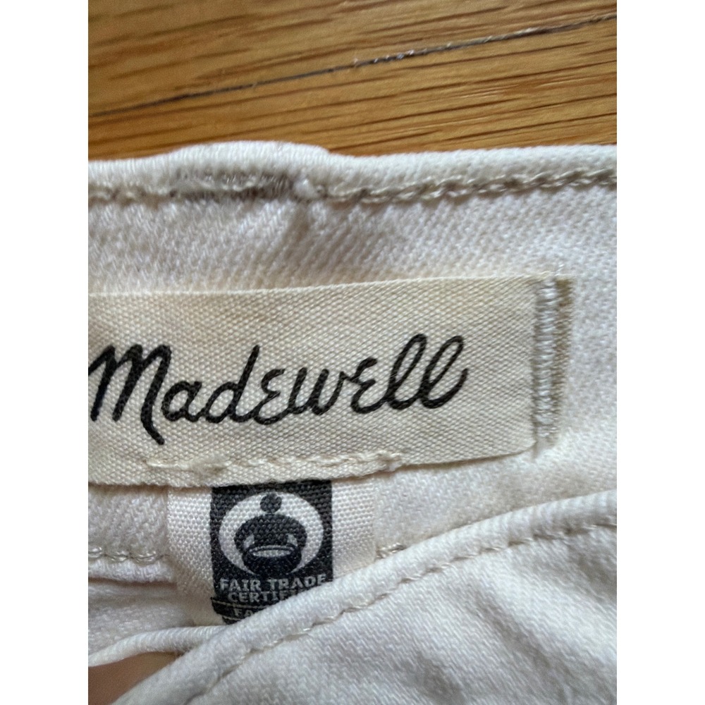 Madewell Straight-Leg Jeans in Off-White - Picture 2 of 10